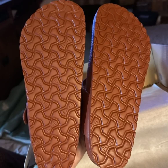 Aerothotic comfort sandals Women 10 burnt orange NIB - Picture 3 of 5